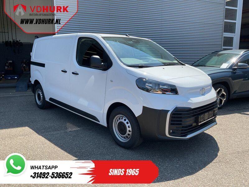 Toyota e-ProAce Worker 50 kWh 230 km WLTP Adapt.Cruise/ Snellader/ Standkachel/ Stuurverw./ Carplay/ Airco/ Camera/ PDC